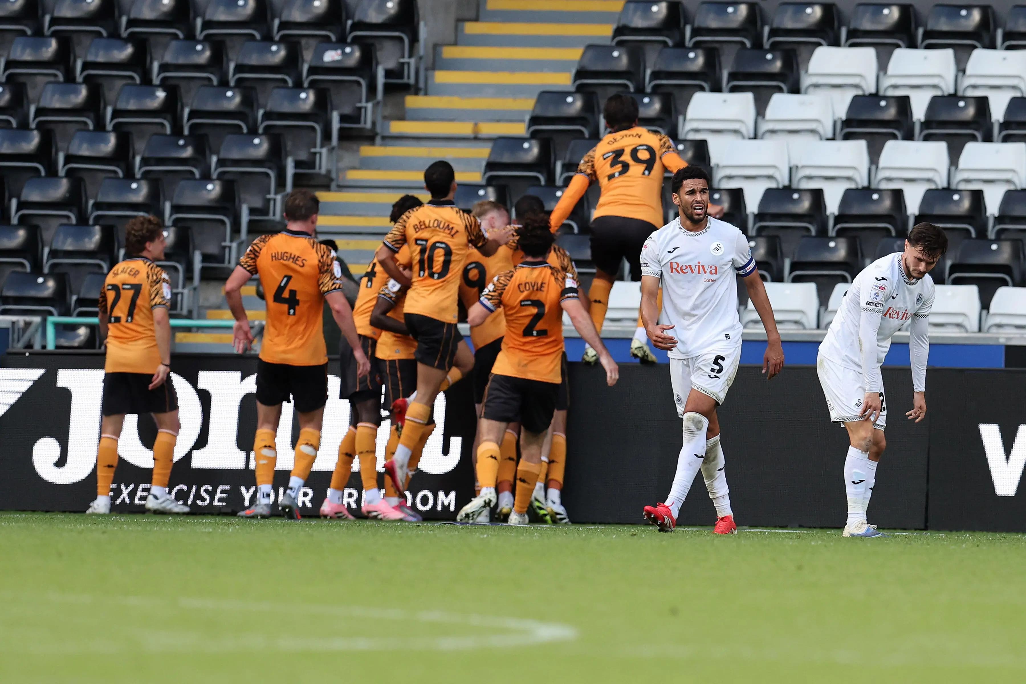 Ben Cabango looks frustrated after John Egan's late leveller for Hull City. Pic. Alamy