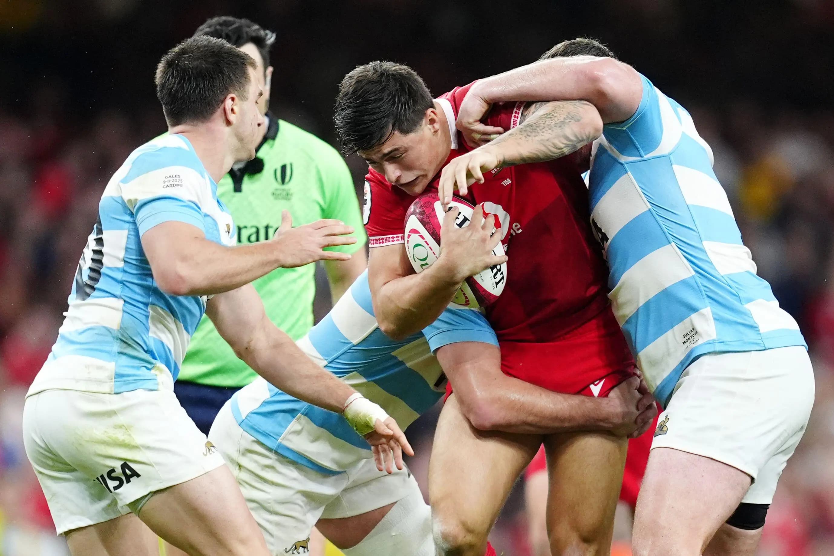 Louis Rees-Zammit cannot escape the grip of Argentina. Pic: Alamy
