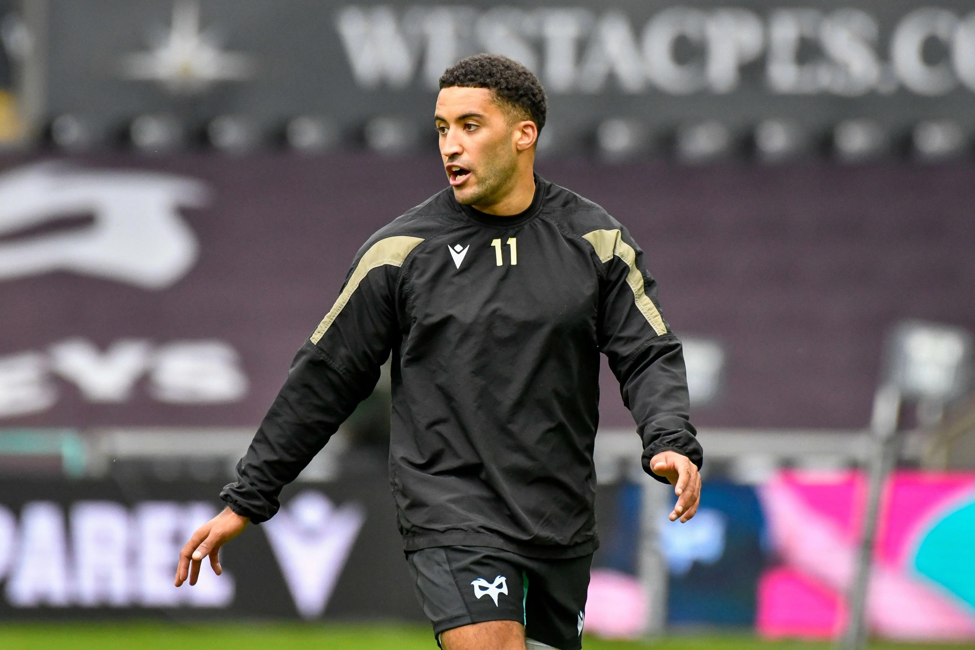 Ospreys wing Keelan Giles