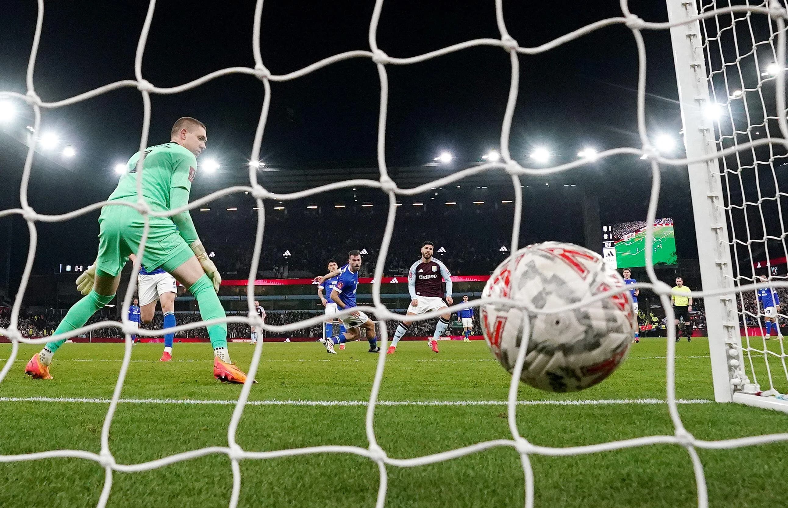 Aston Villa v Cardiff City - Credit Alamy