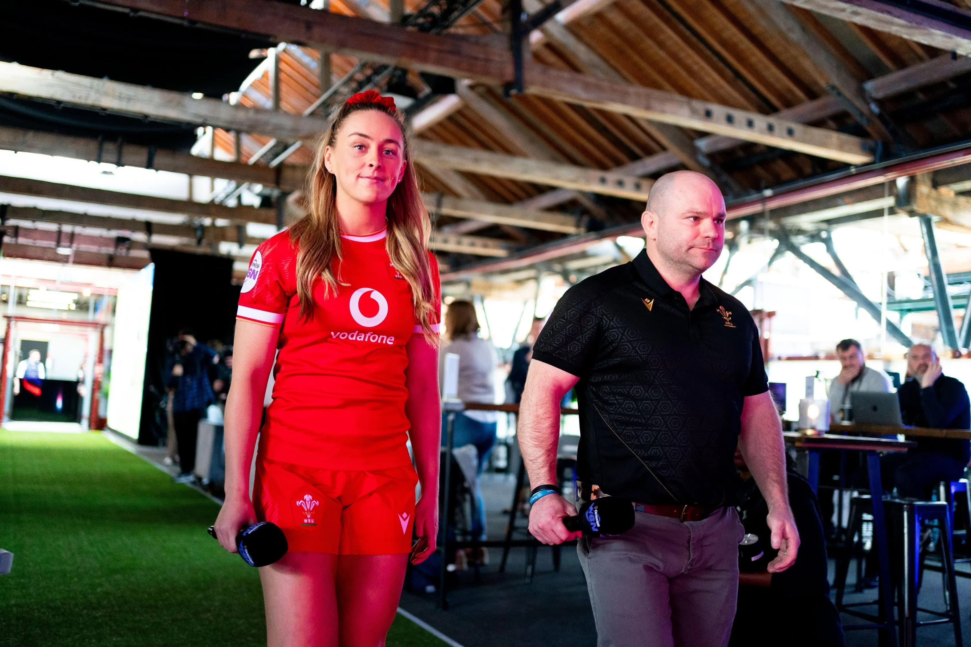 Wales captain Hannah Jones and manager Sean Lynn. Pic: Alamy