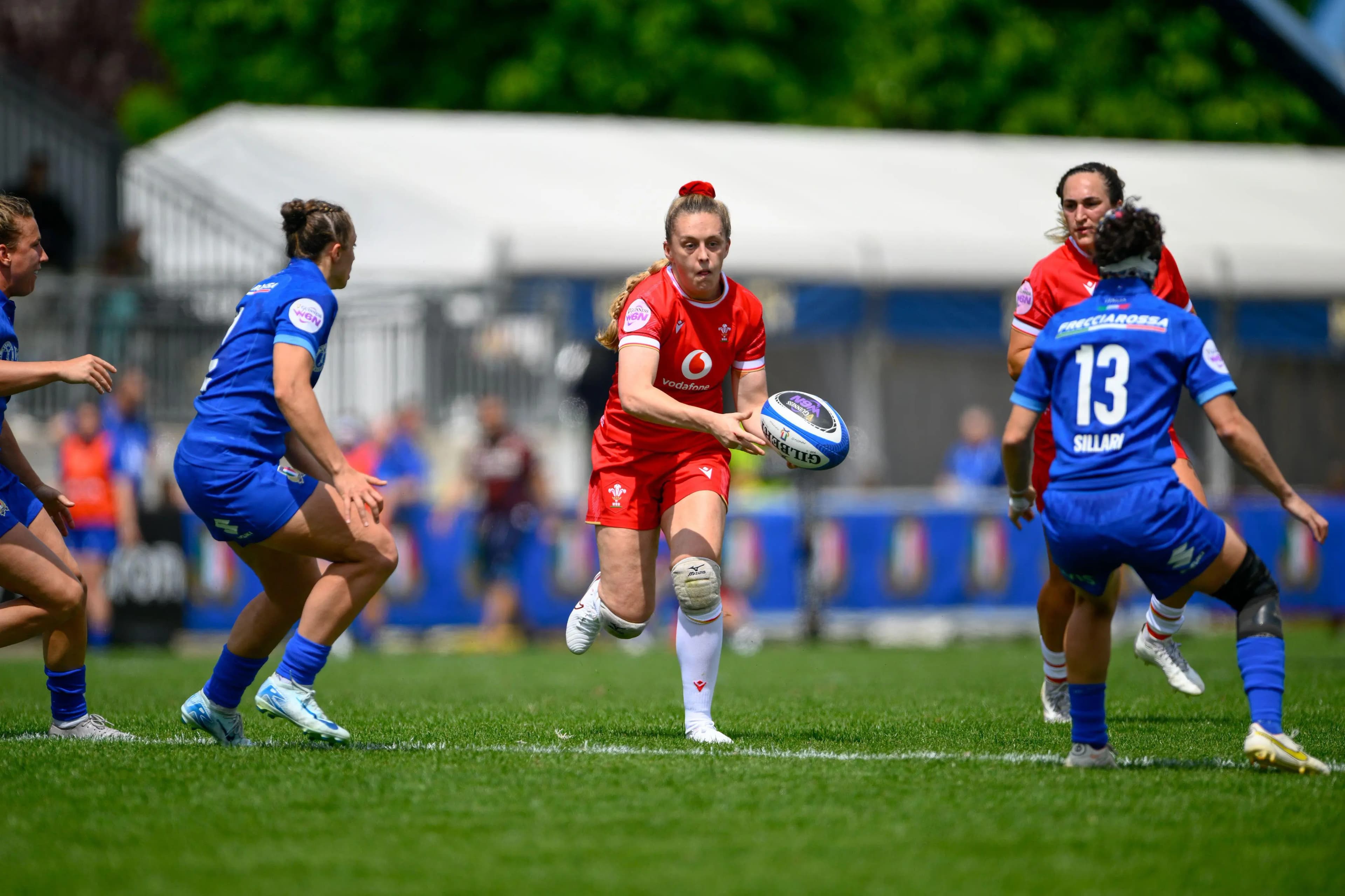 Hannah Jones of Wales. Pic. Alamy