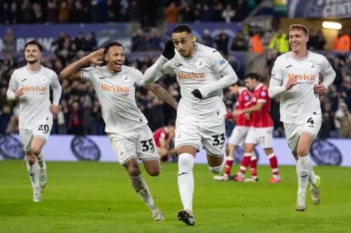 Adam Idah of Swansea City (33). Pic. Alamy